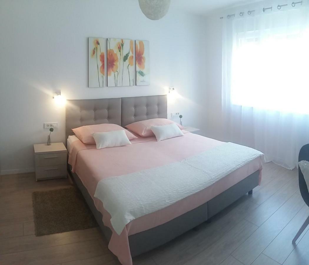 Apartment Dolea Split Exterior photo