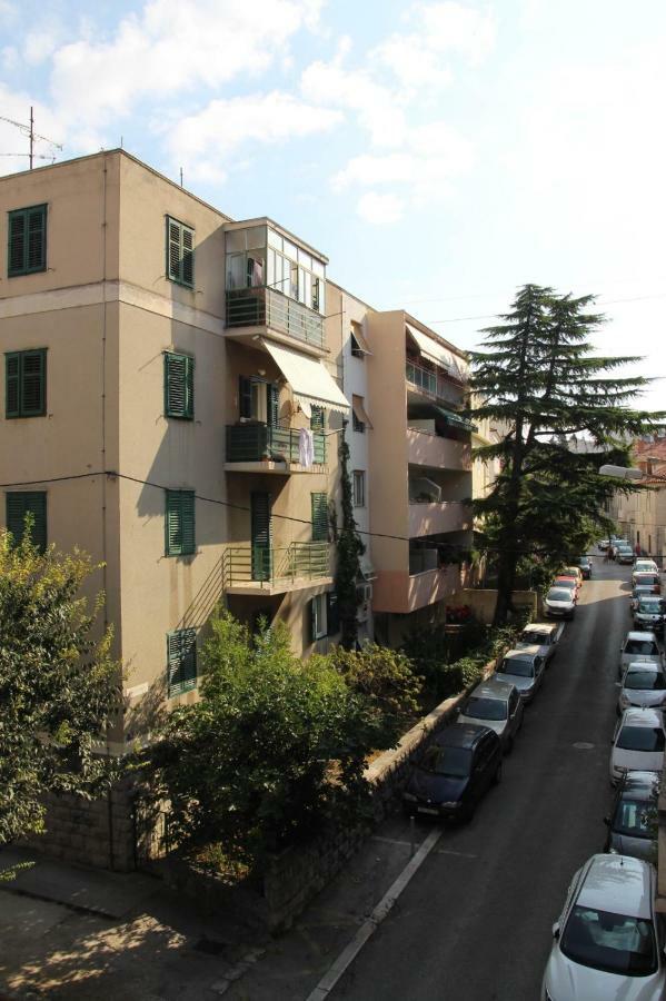 Apartment Dolea Split Exterior photo